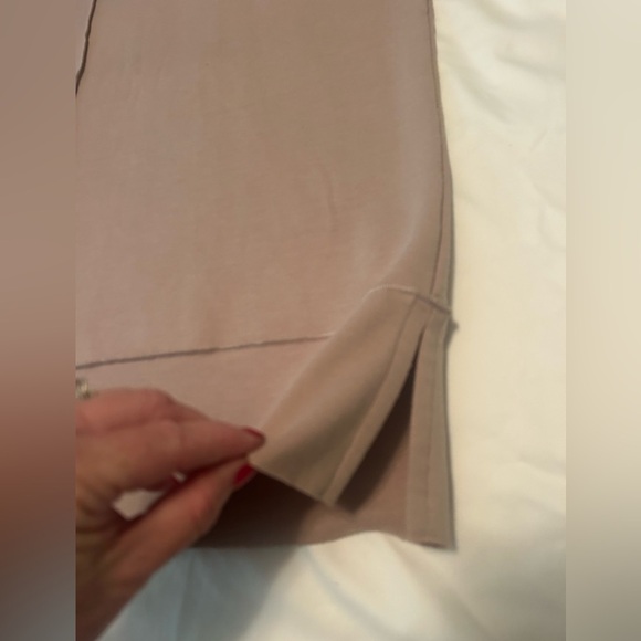 SPANX Sweatshirt Tan Perfect Length 3/4 Dolman Sleeve Top Womens Size S Neutral - Picture 7 of 10